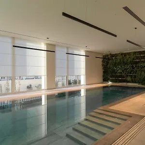 https://5-stars-luxury-apartmentfree-parking-in-center.italymilanhotels.net