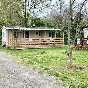 https://camping-class-lago-di-pusiano.it-lombardy.com